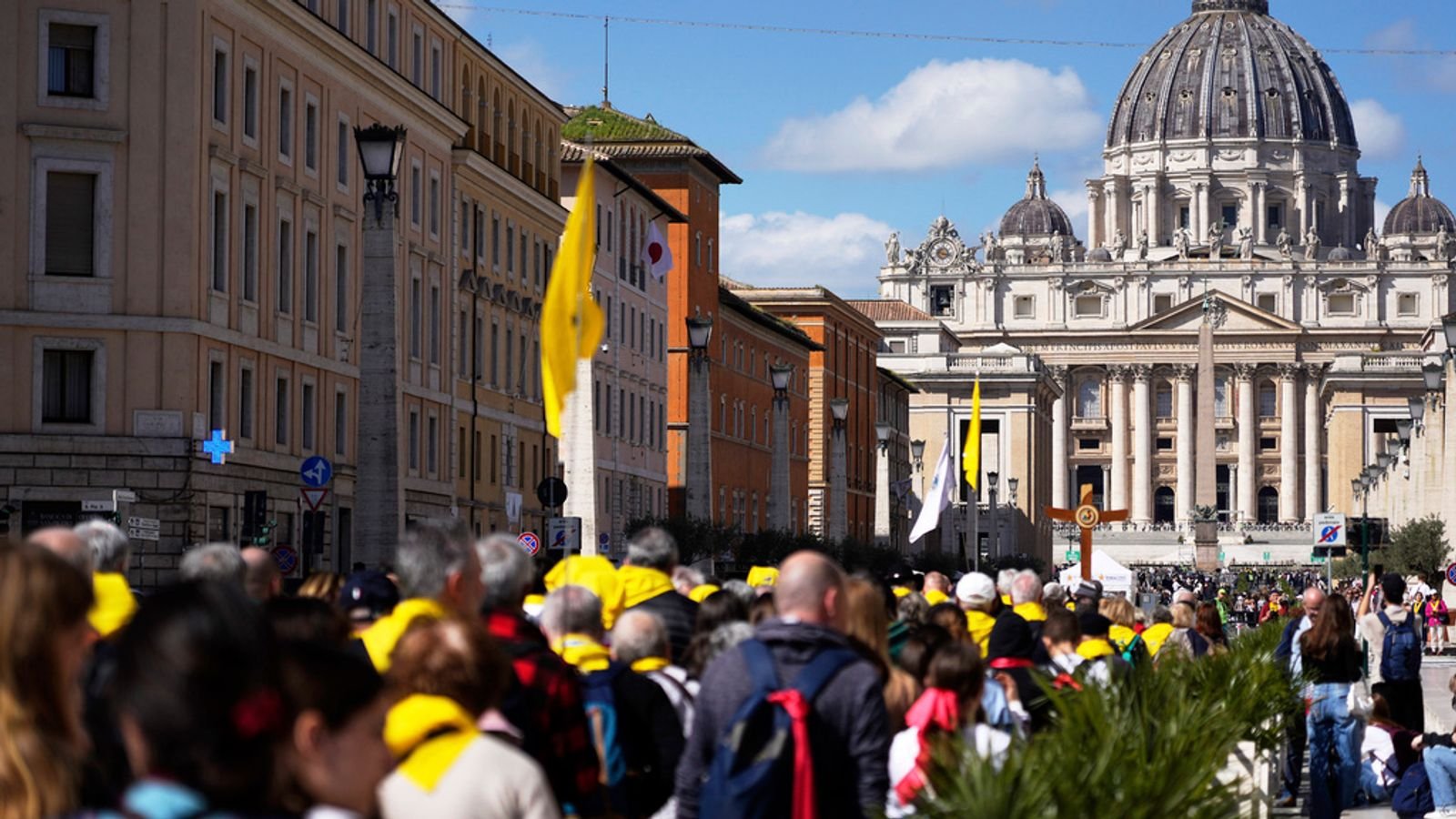 Pilgrims arrive in St. Peter